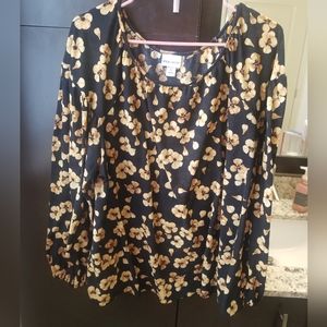 Ava & Viv Floral Top